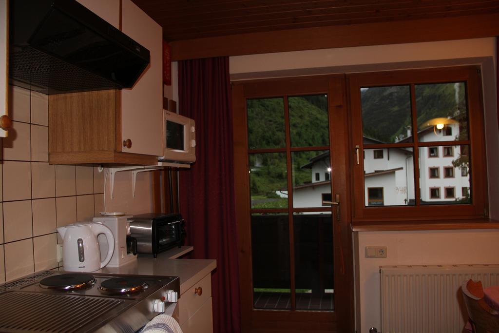 Appartamento Haus Puit Mandarfen Pitztal Sankt Leonhard im Pitztal Camera foto